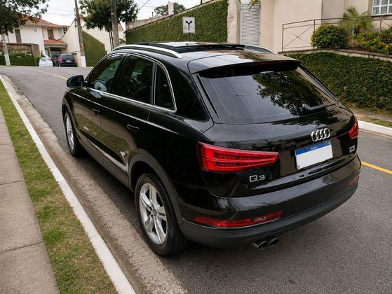 AUDI Q3 2.0 TFSI AMBIENTE QUATTRO 4P GASOLINA S TRONIC